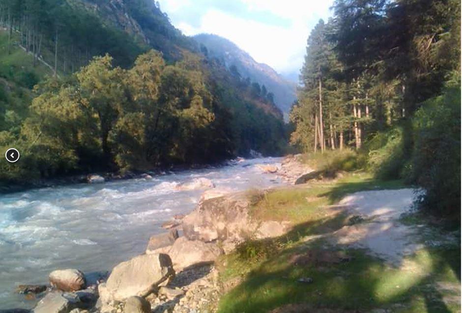 Moksha Hotel Kasol Kültér fotó